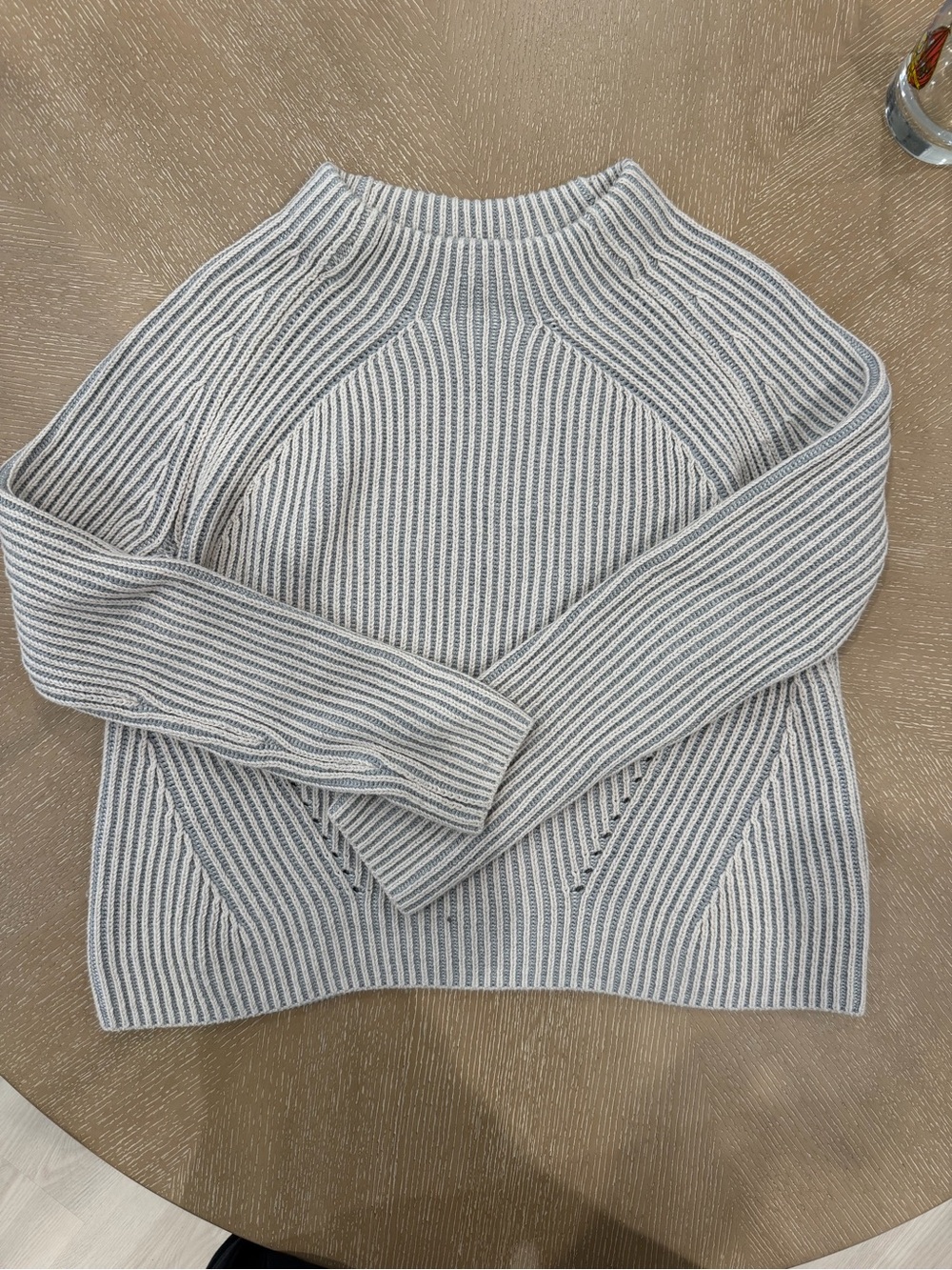 Athleta Ribbed Crewneck Knot Sweater in Gray and White